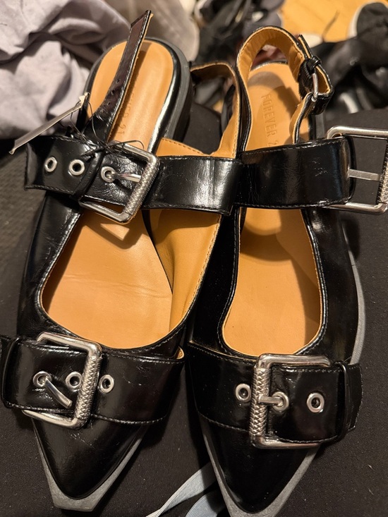 Forever 21 Shoes - Forever 21 Black Patent Pointed-Toe Buckle Slingback Flats